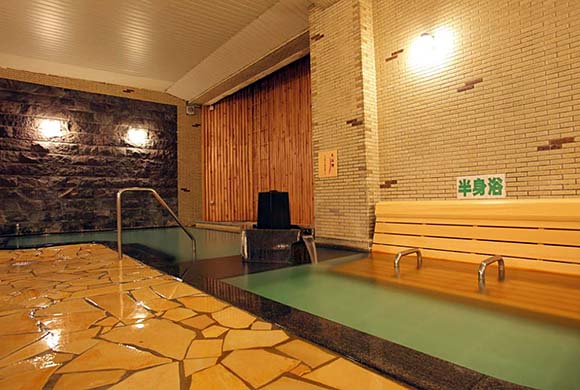 かみのやま温泉 展望露天の宿 有馬館 半身浴画像