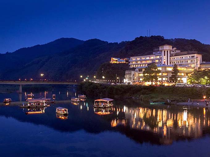 錦帯橋温泉 岩国国際観光ホテル 夜景画像
